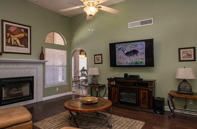 409 Jeweled Desert Dr, Horizon City, TX 79928 - photo 7