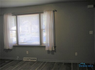 4232 Foxglove Rd, Toledo, OH 43623 - photo 3