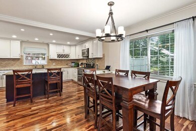 1920 Riverside Drive-10.jpg-SMALL
