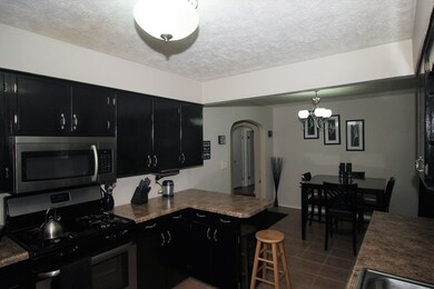 401 S Adams St, Boswell, IN 47921 - photo 6