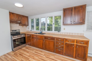 137A Kingstown Rd, Narragansett, RI 02882 - photo 5