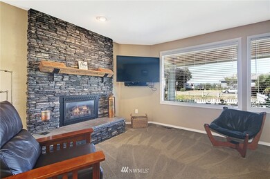 913 2nd St, Mukilteo, WA 98275 - photo 5