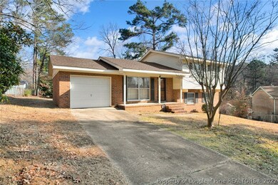 5494 Bellwood Ct, Fayetteville, NC 28314 - photo 2