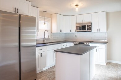 63 Phelps St, Easthampton, MA 01027 - photo 6