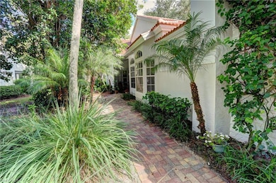 130 Amblewood Ln unit 8-801, Naples, FL 34105 - photo 3