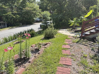 111 Buckingham Ave, Fayetteville, NC 28301 - photo 4