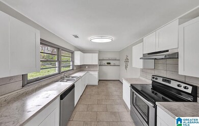 701 Sunny Lane Dr, Center Point, AL 35215 - photo 4