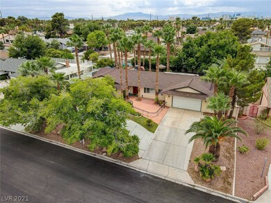 4443 Woodcrest Rd, Las Vegas, NV 89121 - photo 6