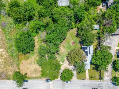 124 Oakridge Dr, Weatherford, TX 76086 - photo 2