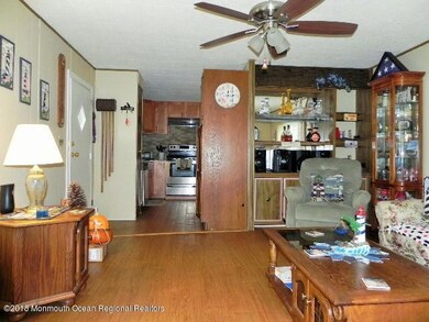 8 Linden Ct, Whiting, NJ 08759 - photo 2