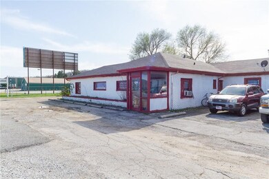 1037 N Main Ave, Fayetteville, AR 72701 - photo 6