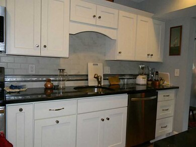 205 Corey Ln unit 205, Middletown, RI 02842 - photo 6