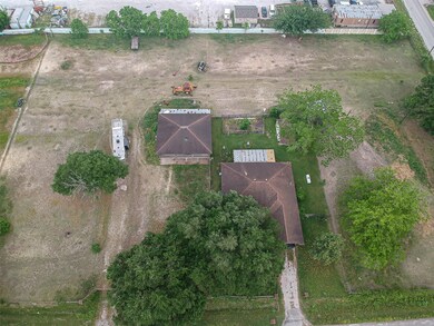 13714 Kaltenbrun Rd, Houston, TX 77086 - photo 2