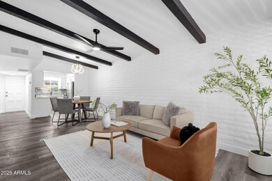 3036 N 32nd St unit 314, Phoenix, AZ 85018 - photo 2