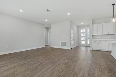 23 Prince Kaarel Ln, Palm Coast, FL 32164 - photo 2