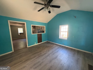 267 E Broad St, Newnan, GA 30263 - photo 4