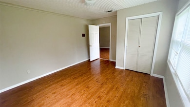 6820 Beachwood St, Houston, TX 77021 - photo 4