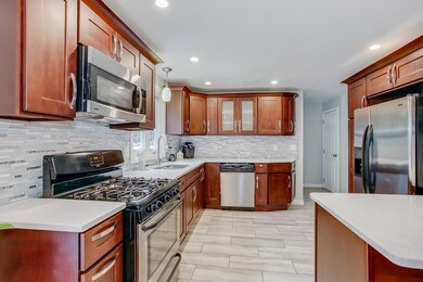 11 James Tighe Rd, Randolph, MA 02368 - photo 3