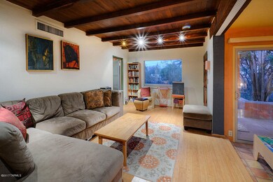 Living Rm