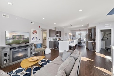 1260 Diamond Ct unit A, Royal Oak, MI 48067 - photo 5