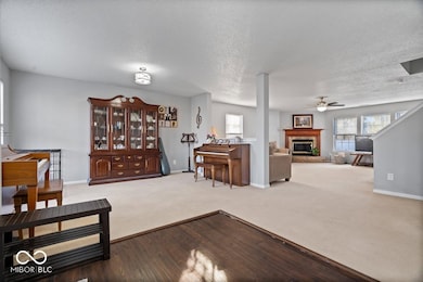12607 Courage Crossing, Fishers, IN 46037 - photo 4