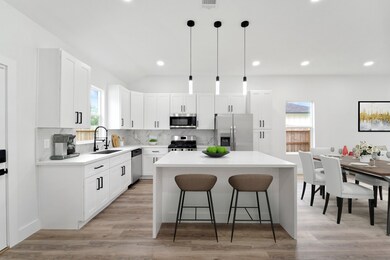 821 Empire St, El Campo, TX 77437 - photo 5