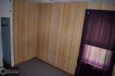 830 Roosevelt Blvd, Osceola, IA 50213 - photo 2