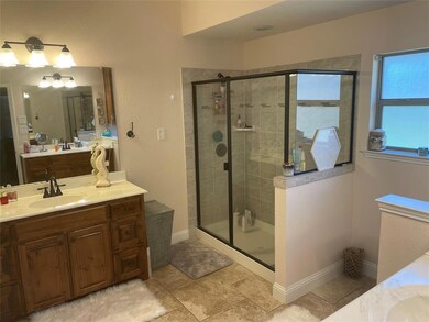 2005 Lindentree Dr, Weatherford, TX 76086 - photo 6