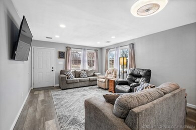 18086 E 570 Rd, Colcord, OK 74338 - photo 5