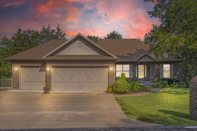 1401 Stoneycreek Cir, Branson West, MO 65737 - photo 2