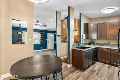 13-269DoeRunBlvd-09