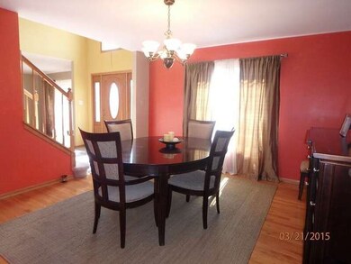 10 Carrington Ct, Hazel Crest, IL 60429 - photo 2