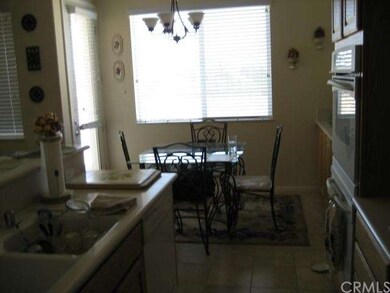 Dandelion Lane - Breakfast Nook