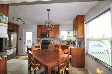 2903 Louisiana St, Longview, WA 98632 - photo 2