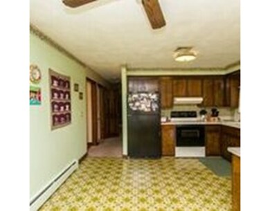 62 North St, Bellingham, MA 02019 - photo 4