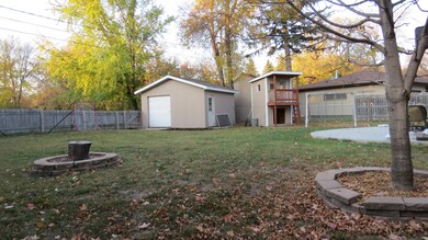 511 12th St NW, Jamestown, ND 58401 - photo 3