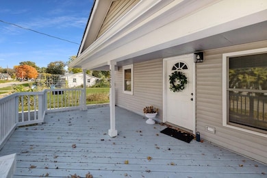 2325 Lyon St, Des Moines, IA 50317 - photo 3