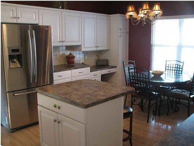 Kitchen eating area