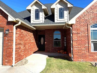 8784 NE Wolf Rd, Elgin, OK 73538 - photo 2