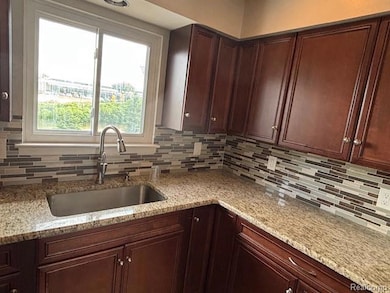 1924 Klingensmith Rd, Bloomfield Hills, MI 48302 - photo 6