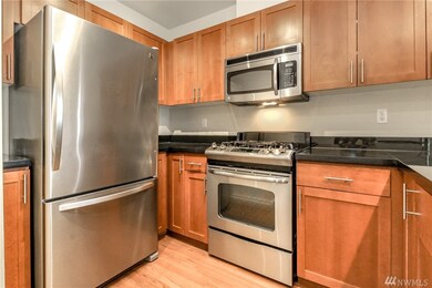 Burien Town Square unit 632, Burien, WA 98166 - photo 5