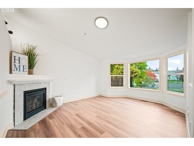 10105 NE 61st Cir, Vancouver, WA 98662 - photo 4