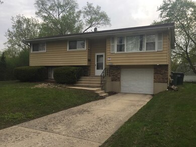 17318 Burr Oak Ln, Hazel Crest, IL 60429 - photo 2