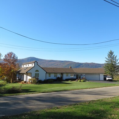 Great location less than a mile to town