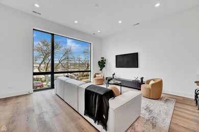 1615 W 13th St unit 200, Chicago, IL 60608 - photo 4