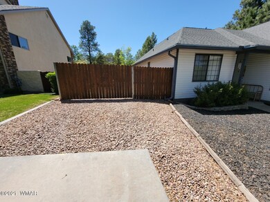 1076 S Hunters Run, Show Low, AZ 85901 - photo 6