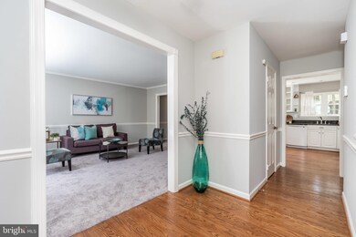 10001 Madronawood Dr, Laurel, MD 20708 - photo 5