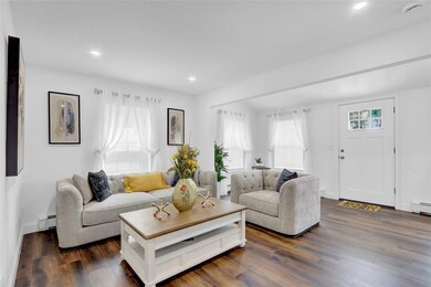 205 Howell St, Bellmore, NY 11710 - photo 5