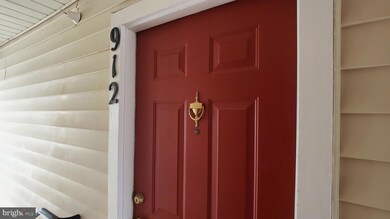 14114 Bowsprit Ln unit 912, Laurel, MD 20707 - photo 3