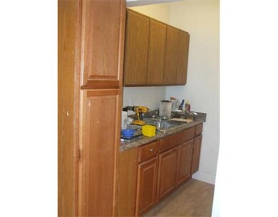 915 Middlesex St, Lowell, MA 01851 - photo 3